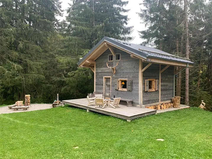 Chalet en bois en Suisse romande